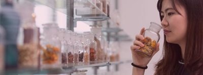 護膚品中的香精對皮膚有什么傷害？